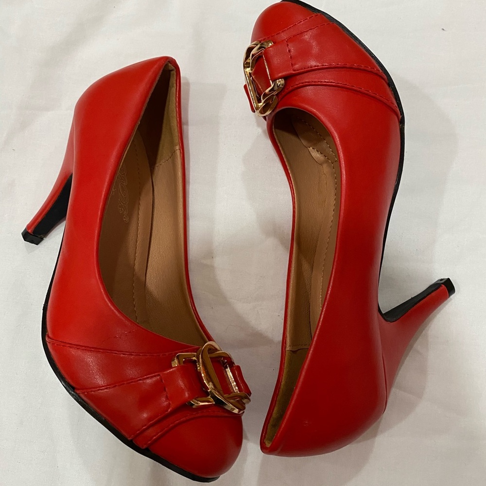 brand new red/orange pumps